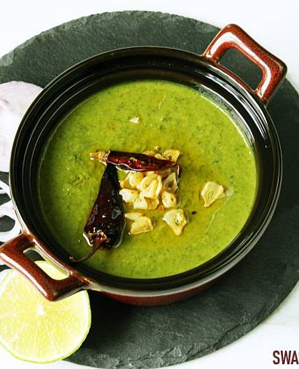 Spinach curry (Indian palak curry)