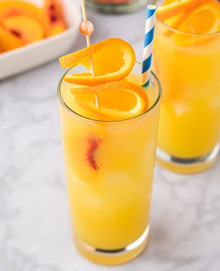 Fuzzy Navel Cocktail