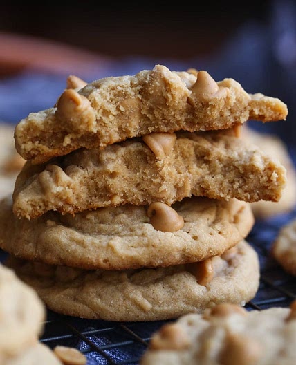 The Perfect Soft Peanut Butter Cookie