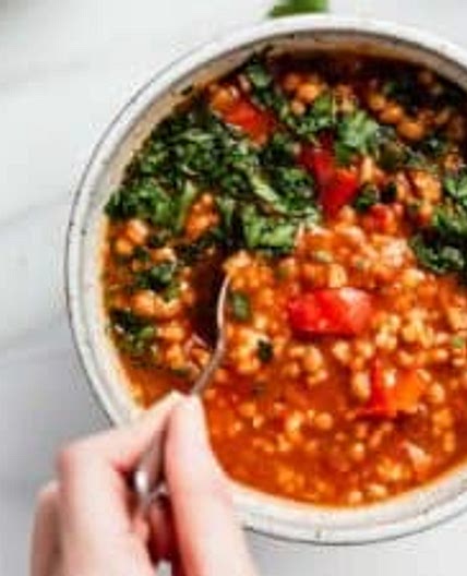 Vegan stuffed pepper soup