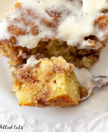 Low Carb Cinnamon Roll Cake