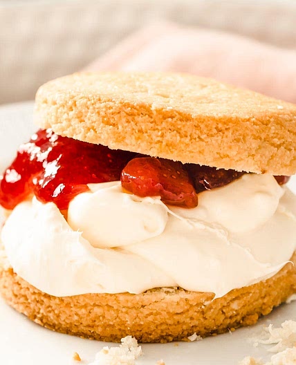 Keto Scones with Almond Flour