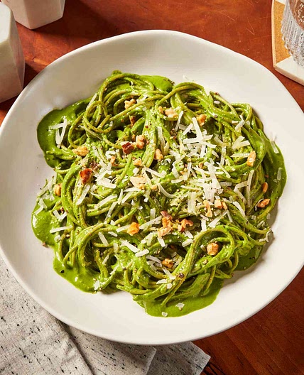 Spaghetti with Creamy Lemon-Spinach Sauce