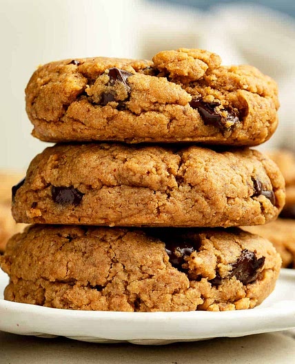 Vegan Chocolate Chip Peanut Butter Cookies