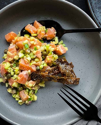 Salmon Sashimi Salad with Crispy Salmon Skin