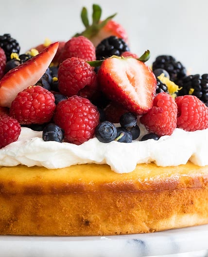 Lemon Cake with Limoncello Cream