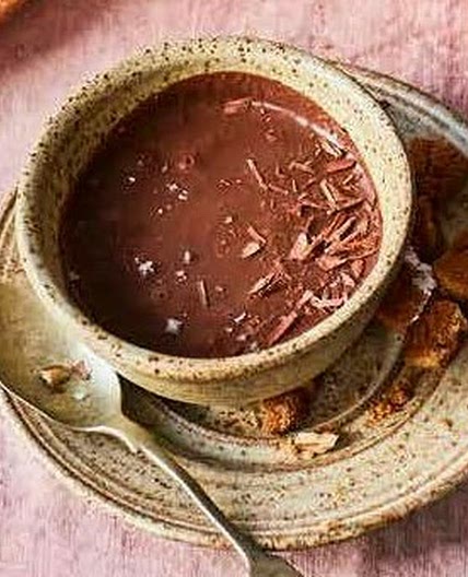 Easy Vegan Chocolate Mousse or Chocolate Pot with Dates