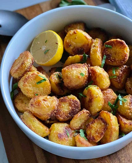 The Crispiest Lemon Potatoes