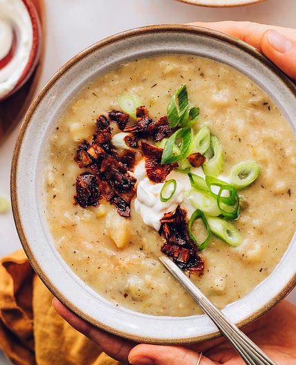 Creamy Vegan Potato Leek Soup