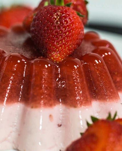 Budino con Fragole e Yogurt per Diabetici