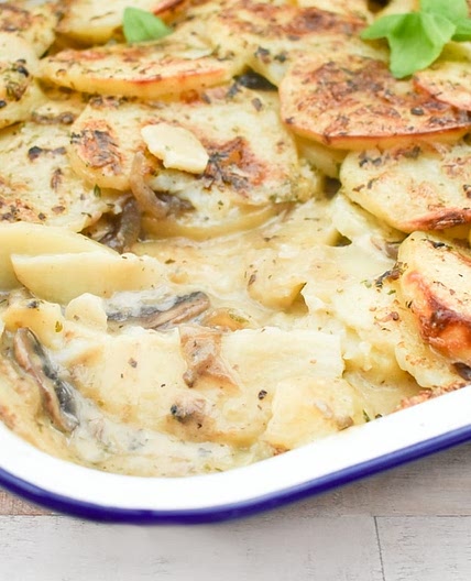 Creamy Vegan Dauphinoise Potatoes with Mushrooms