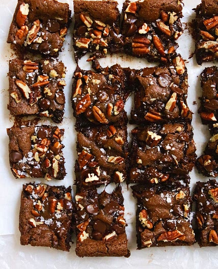 Ultra Fudgey Almond Butter Brownies (in 30 minutes!!)