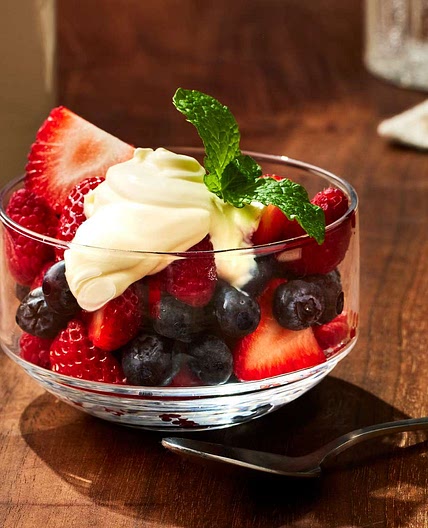 Chef John's Crème Fraîche