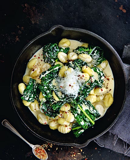 feestelijke gnocchi met cavalo nero, venkelzaad & pecorino