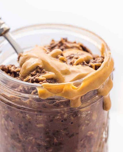 Healthy Peanut Butter Cup Overnight Oats