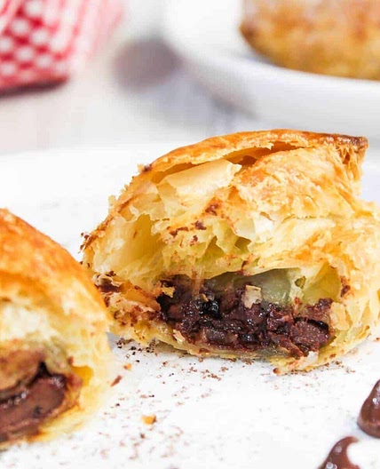 Air Fryer Chocolate Puff Pastry