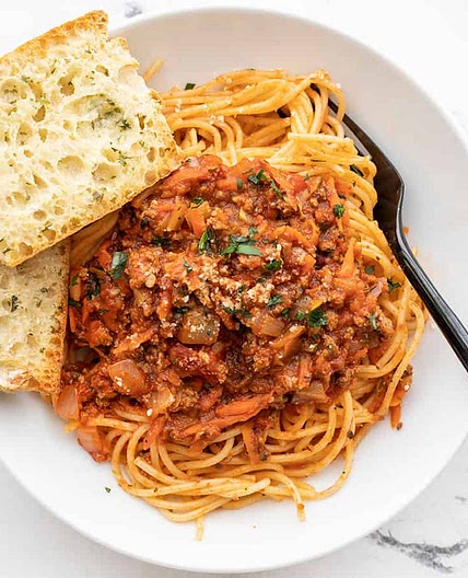 Spaghetti with Hidden Vegetable Pasta Sauce