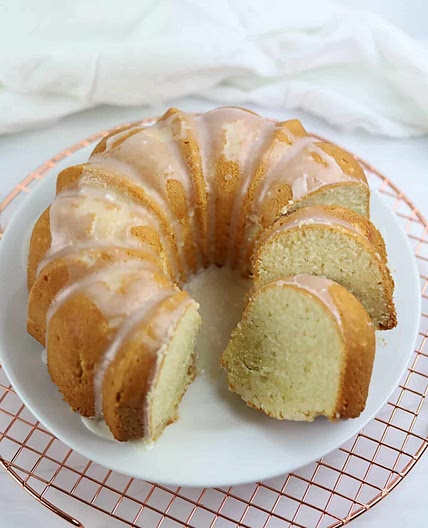 Five Flavor Pound Cake