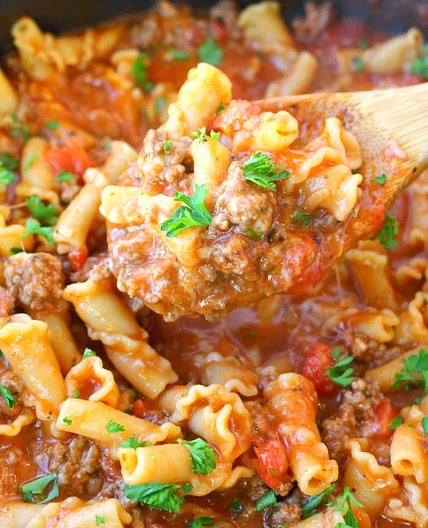 One Pot Cheesy Italian Goulash