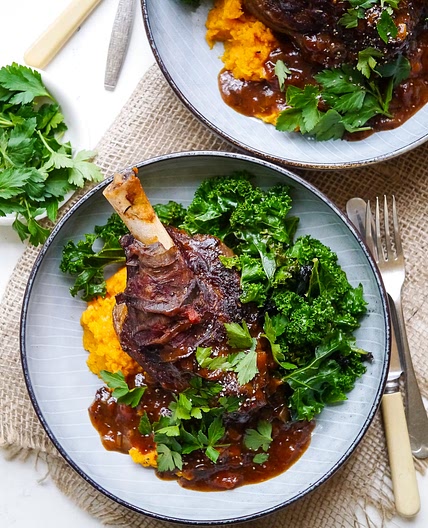 Thyme and Balsamic Slow Cooker Lamb Shanks