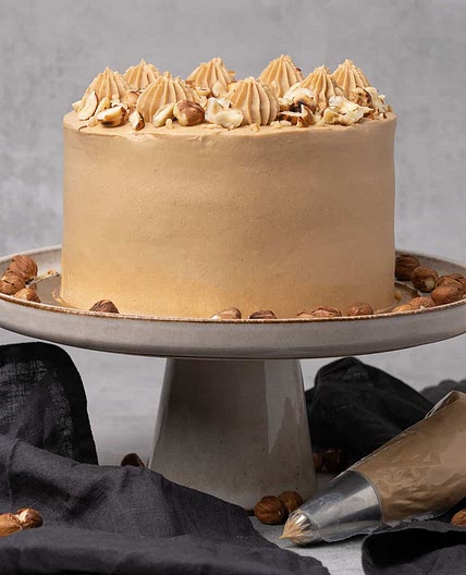 Hazelnut Cake (VIDEO)