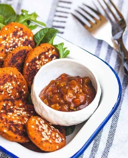 Spiced Red Lentil Mini Burgers