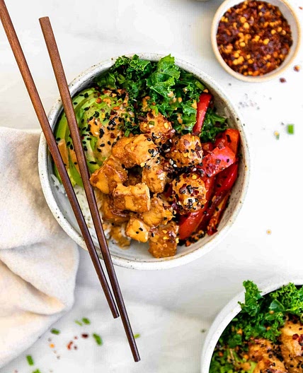 Crispy Baked Peanut Tofu Bowl