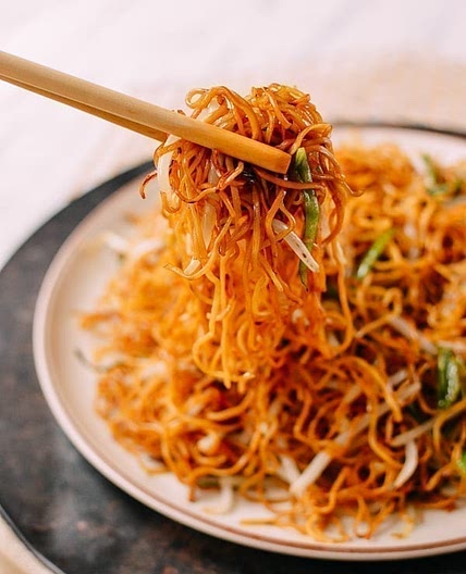 CANTONESE SOY SAUCE PAN-FRIED NOODLES
