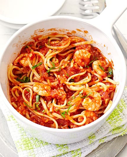 Chilli prawn linguine