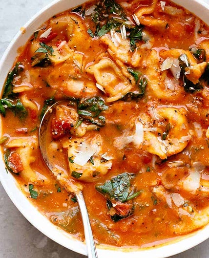 Creamy Tomato Tortellini Soup