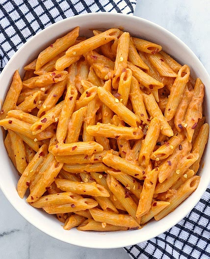 Vegan Vodka Sauce (Penne alla Vodka)