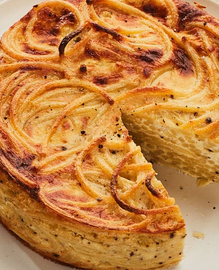 Cacio e Pepe Spaghetti Pie