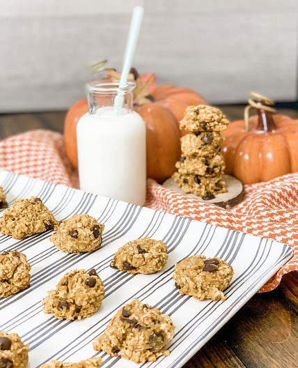 Pumpkin Oatmeal Chocolate Chip Cookies