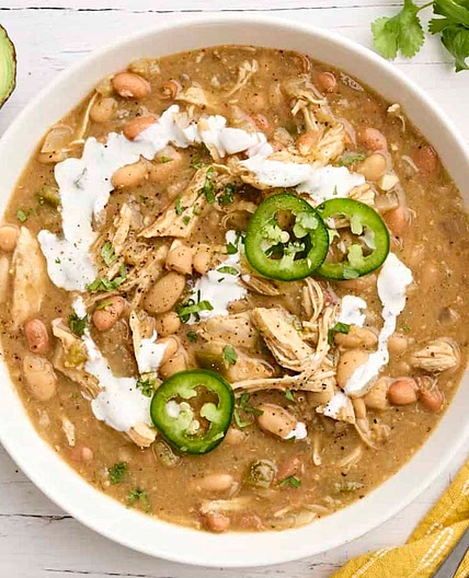 Easy Slow Cooker White Chicken Chili