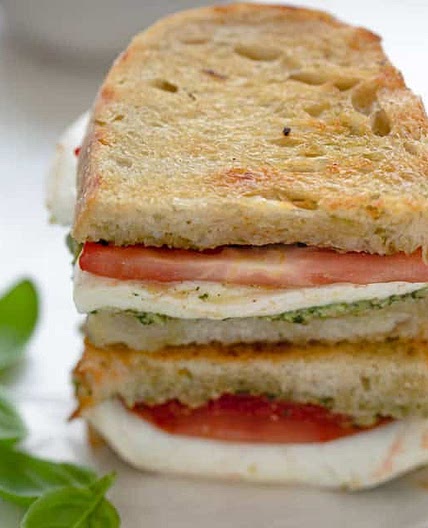 Mozzarella Sandwich Recipe