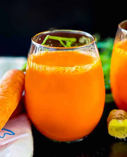 Carrot Ginger Juice (Blender and Juicing Instructions)