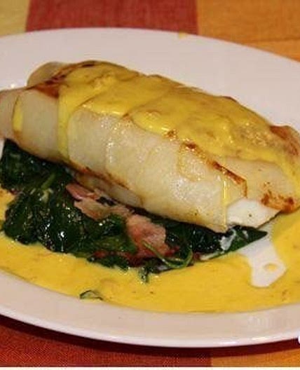 Potatoes Crusted Sea Bass with Saffron Sauce