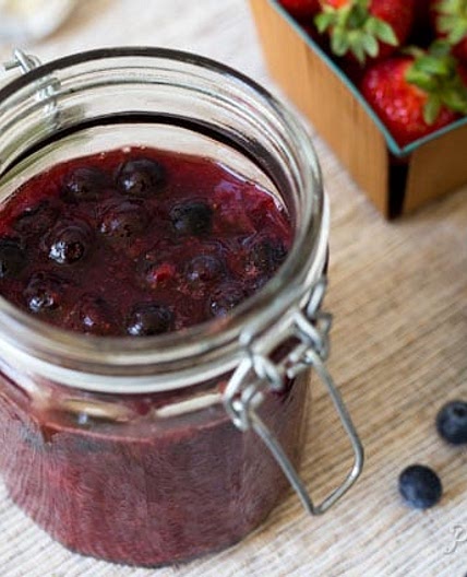 Instant Pot Berry Compote