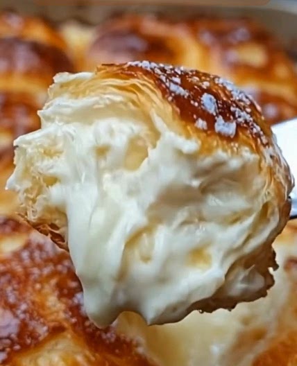 Balanced Cheesecake Crescent Rolls Casserole