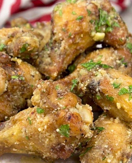 Keto Air Fryer Garlic Parmesan Chicken Wings