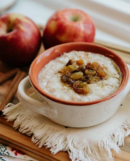 Mexican Apple-Cinnamon Oatmeal
