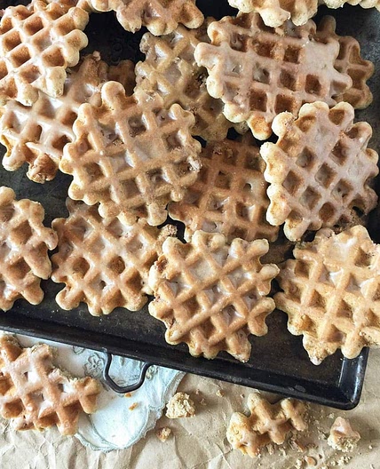cinnamon waffle cookies
