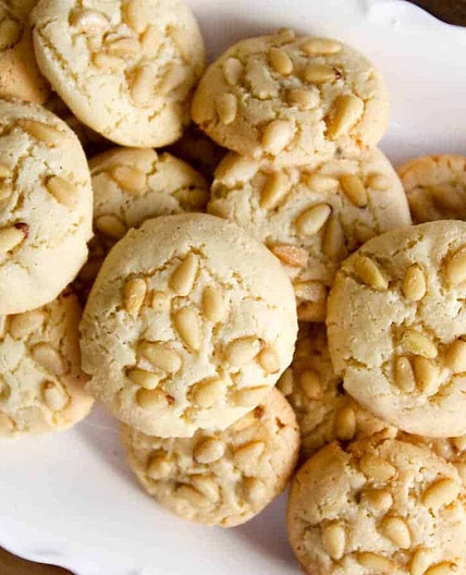 pignoli cookies