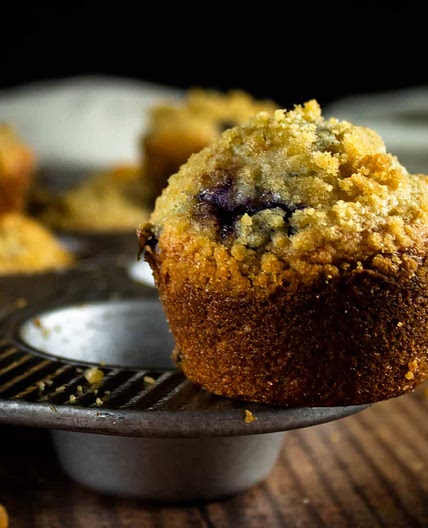 Easy Blueberry Streusel Muffins