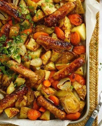 Sticky Sausage Tray Bake {Easy & Delicious}