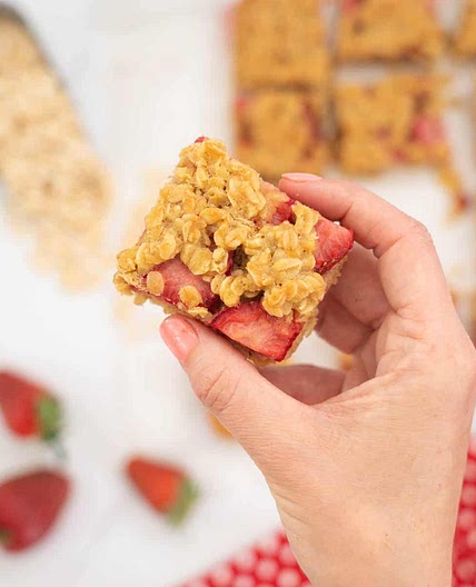 Strawberry Crumble Bars