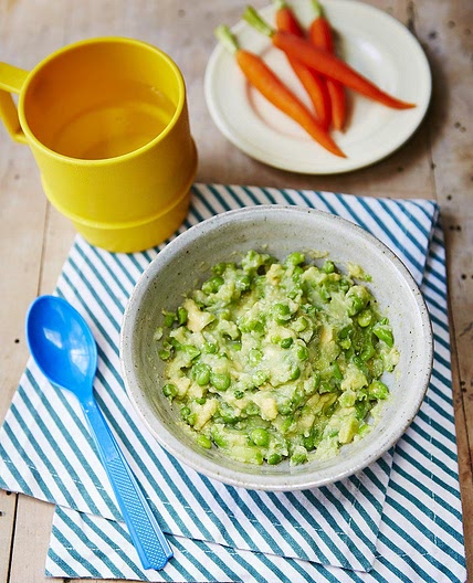 Helen’s avocado & peas with mashed potato