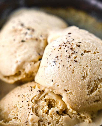Homemade Hojicha Ice Cream (Roasted Green Tea Flavor)