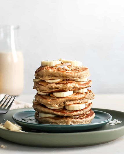 Oatmeal Banana Pancakes {in the blender!}