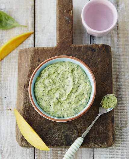 Michela’s mango, spinach & pine nuts (no cook)